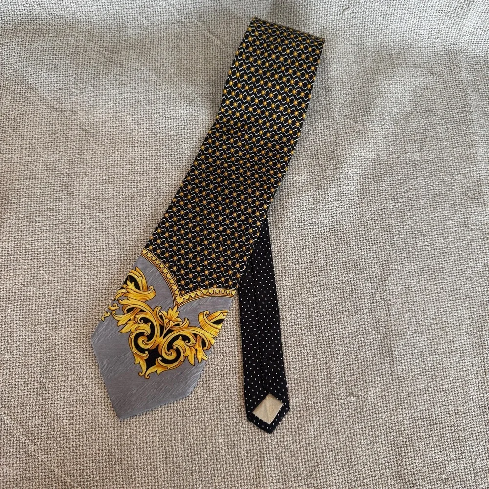 Vintage Gianni Versace 100%‎ Silk Tie Barocco Scroll & Geometric Honeycomb